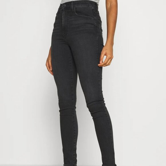 NWOT Levi's Women's Mile High Super Skinny Jeans in Black Haze - Size 27 x 30 - Picture 1 of 7